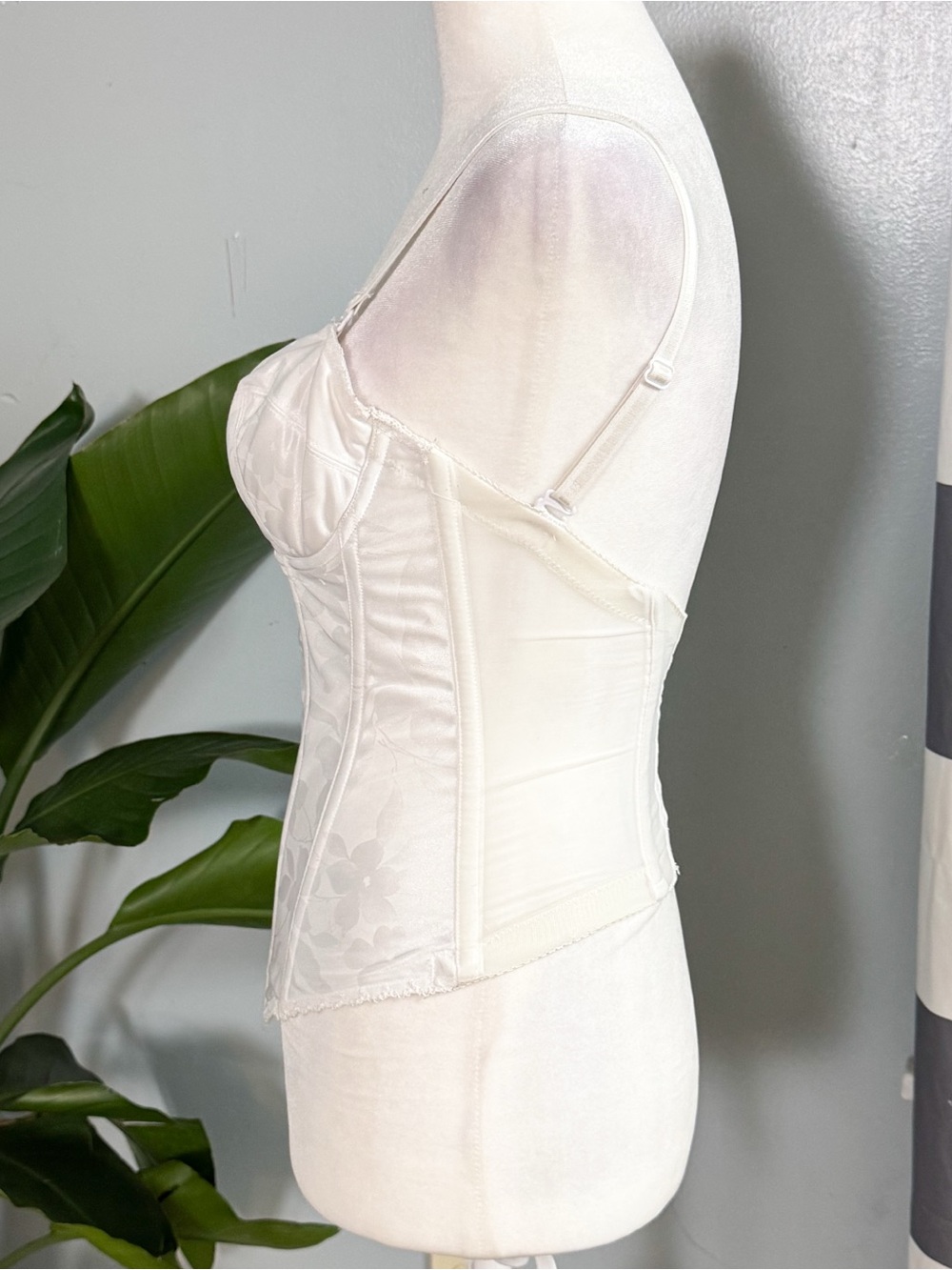 David’s Bridal White Bustier Corset Bra 34B Removable Straps Bridal Lingerie - Picture 3 of 10